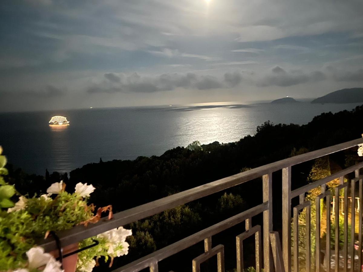 Un Sogno Nel Golfo Dei Poeti New Daire Lerici Dış mekan fotoğraf